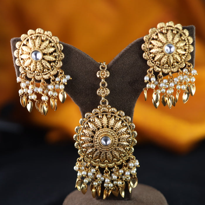 Antique gold and pearl jumka earrings 12466643