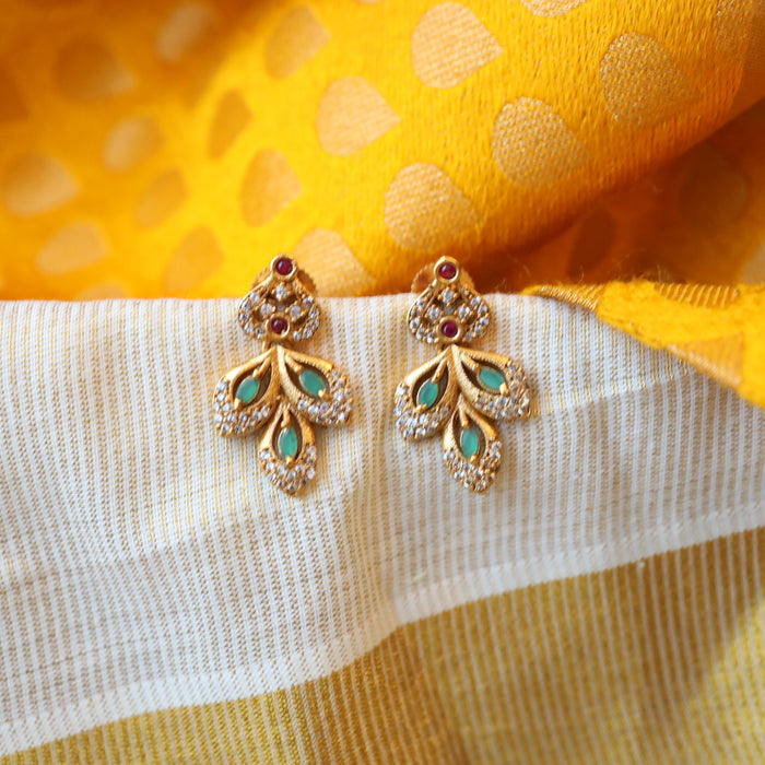 Antique gold green stone studd earrings AS417