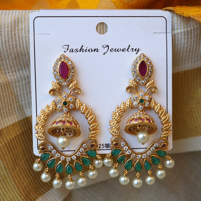 Antique gold green stone drop earrings AD417