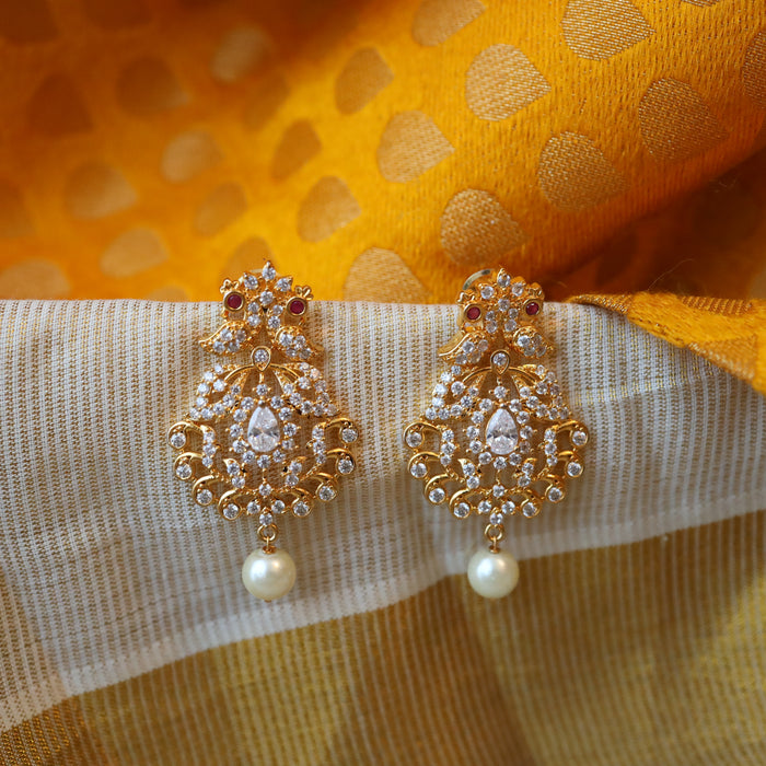 Heritage gold white stone studd earrings HS417