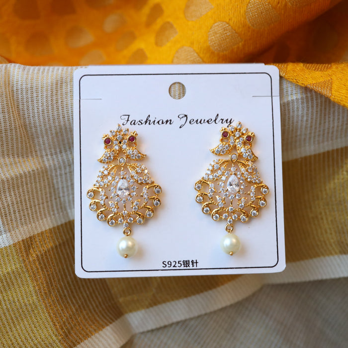 Heritage gold white stone studd earrings HS417