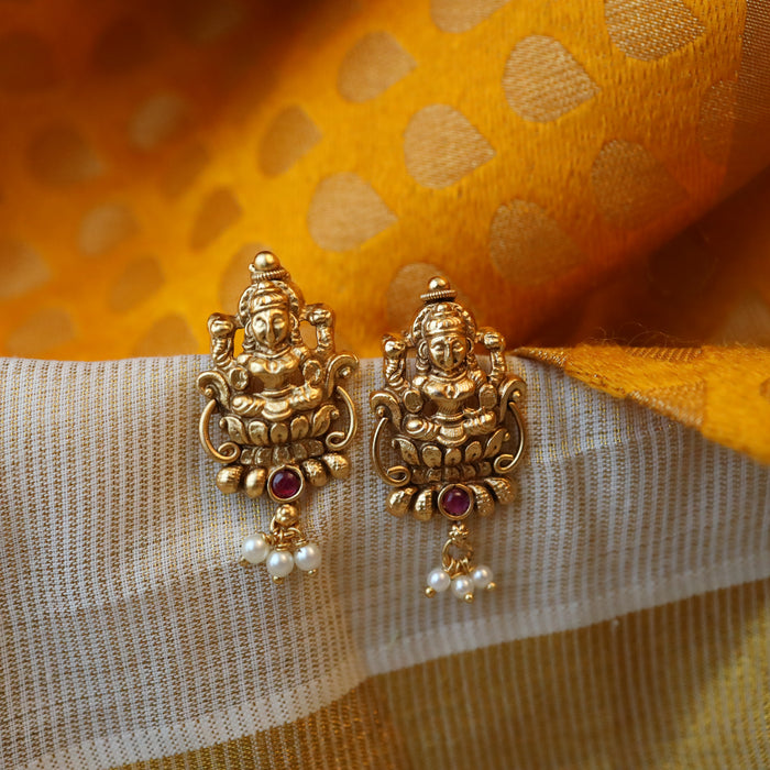Antique gold temple studd earrings AS444