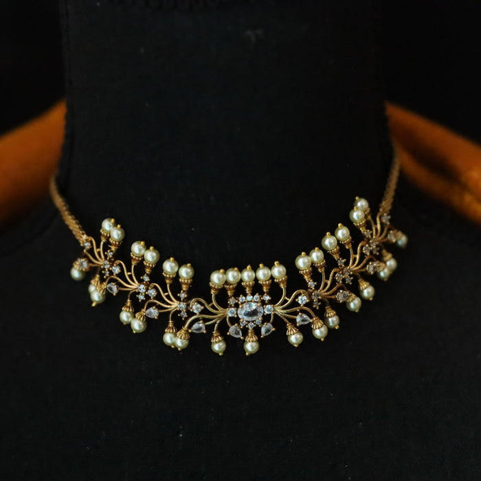 Antique white stone choker necklace with earrings 1488127