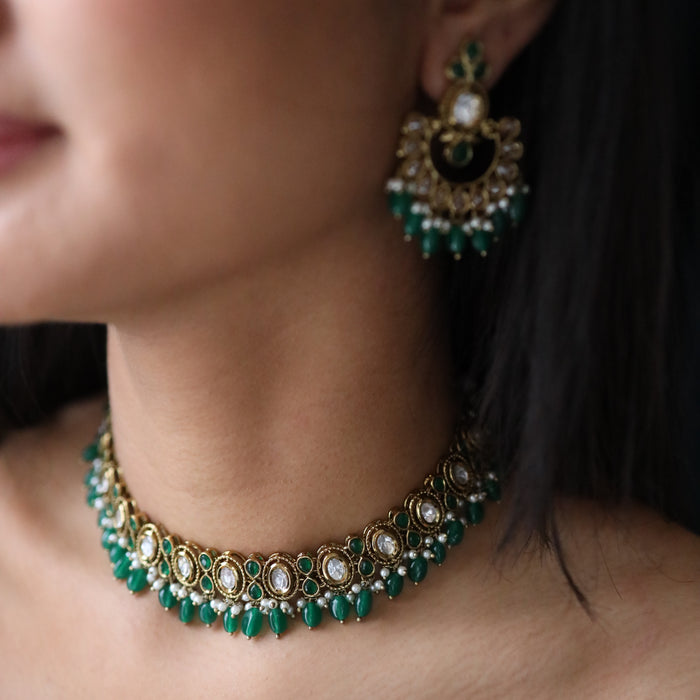 Trendy green bead short necklace with earrings and tikka 146577