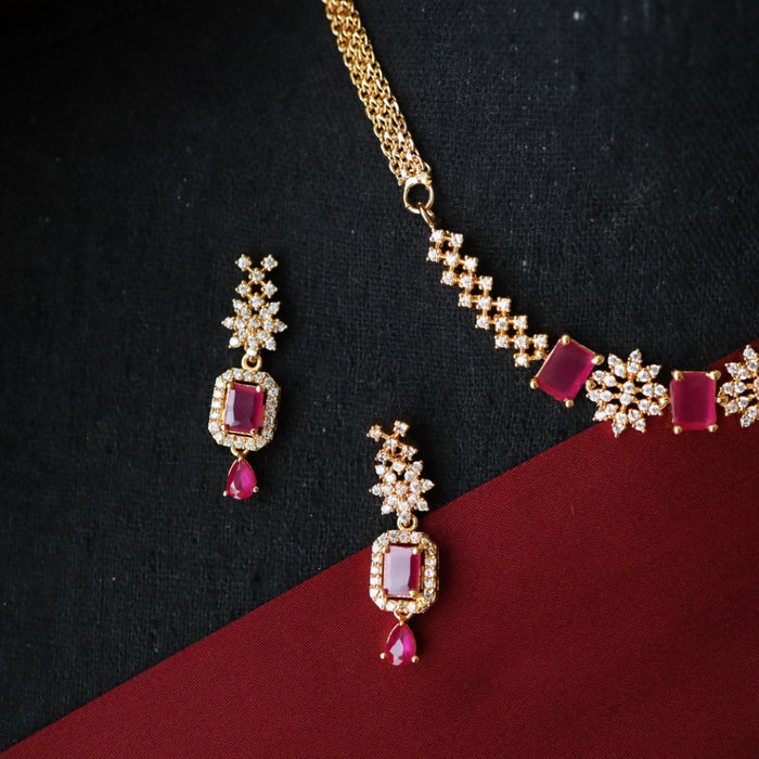 Heritage gold plated choker necklace with earrings TTH1001