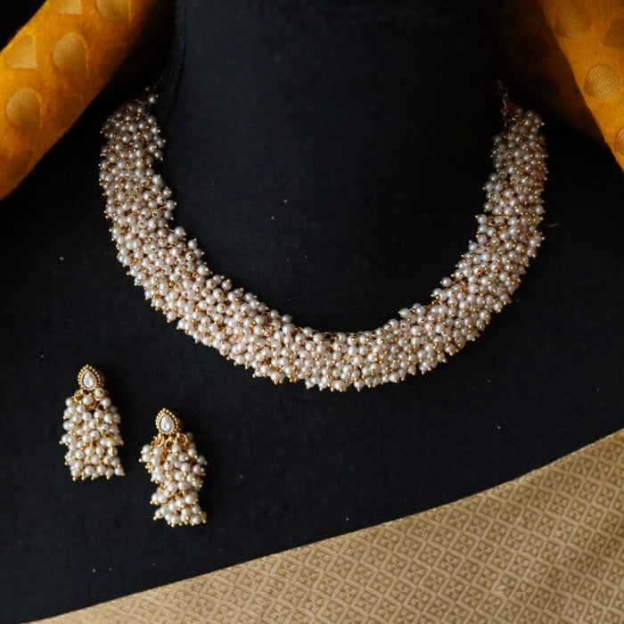 Antique pearl short necklace and earrings 466366
