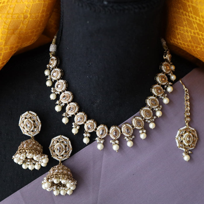 Trendy pearl bead short necklace with earrings and tikka 1485444