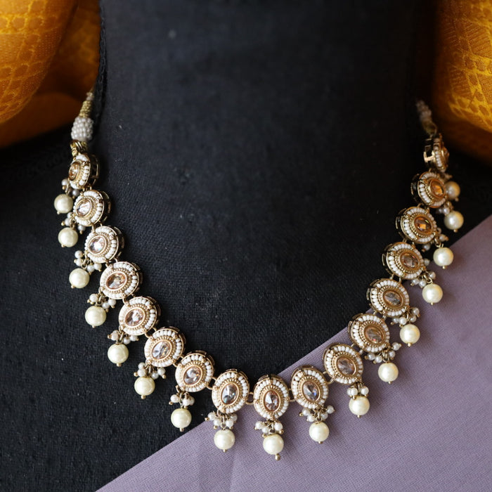 Trendy pearl bead short necklace with earrings and tikka 1485444