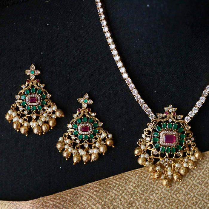 Antique green & ruby stone short necklace and earrings 81635