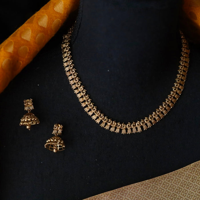 Antique gold short necklace and earrings 81637