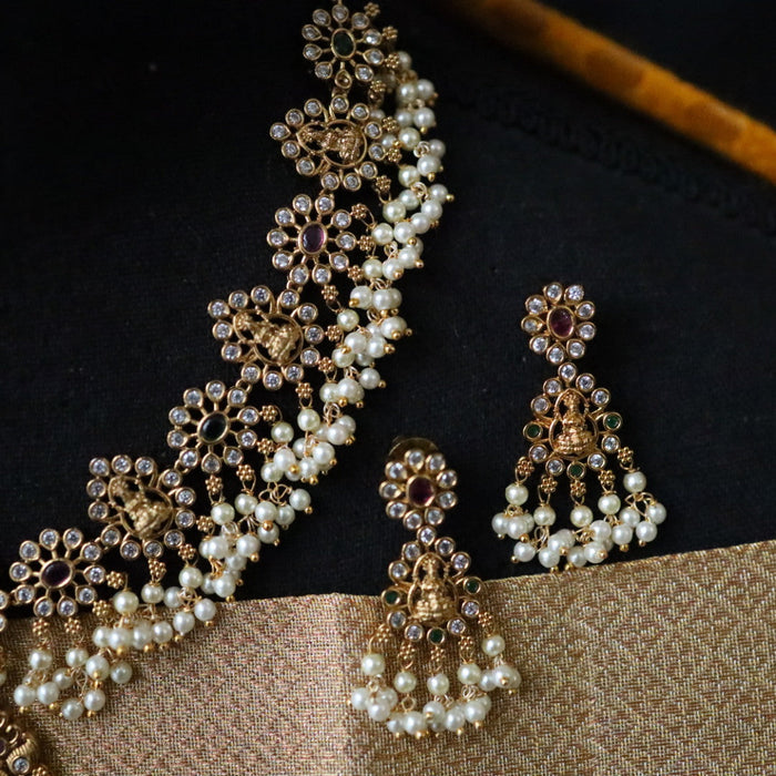 Antique pearl  short necklace with jumka earrings 15725