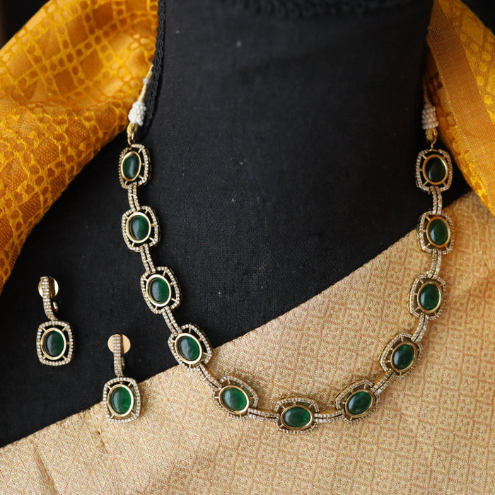 Trendy green stone short necklace with earrings 482118