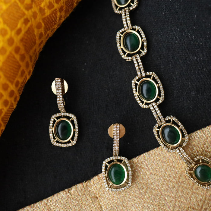 Trendy green stone short necklace with earrings 482118