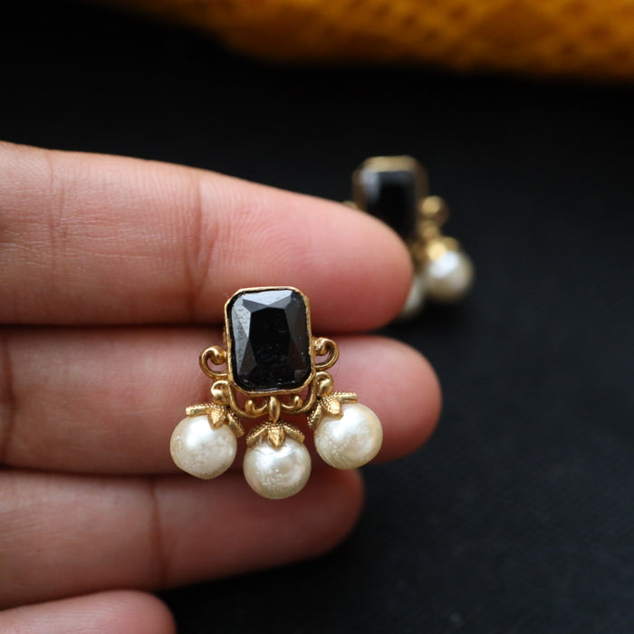 Antique black stone studd earring 46667122980