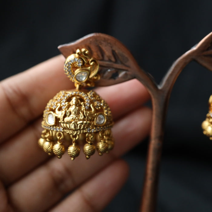 Antique gold jumka earring 462121