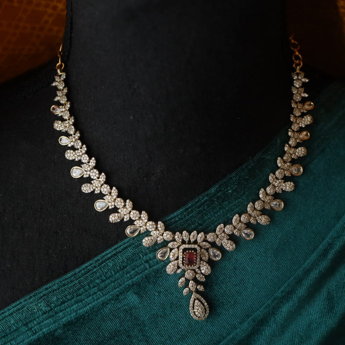 Victorian short necklace with earrings   98908223