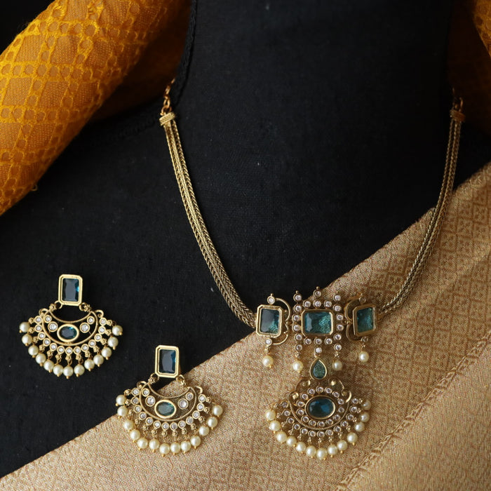 Antique blue short necklace with earrings 9890822