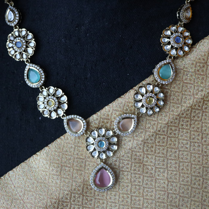 Trendy multi stone short necklace with earrings   989022