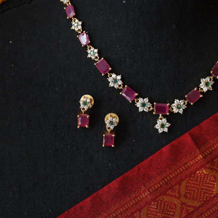Antique ruby stone short necklace and earrings 8944777