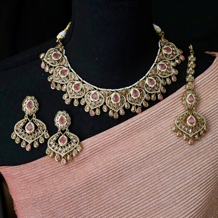 Trendy pink bead choker necklace with earrings and tikka 7551333