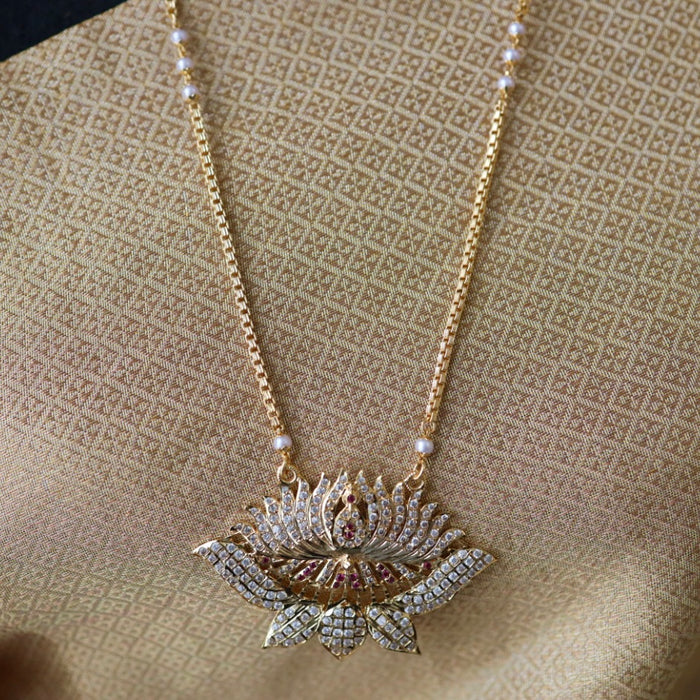 Heritage gold plated white padakam necklace 16575904