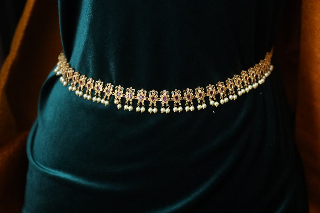 Antique gold and pearl design waistchain  234892