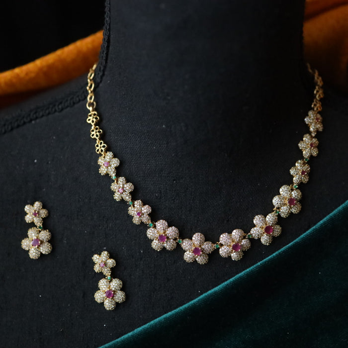 Antique short necklace with earrings TT02039