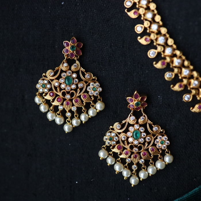Antique short necklace with earrings 1654988