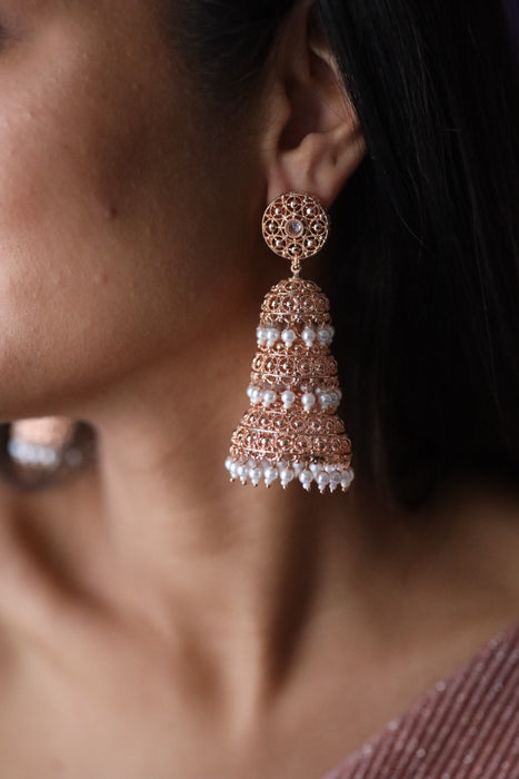 Rosegold and pearl jumka earrings 124668