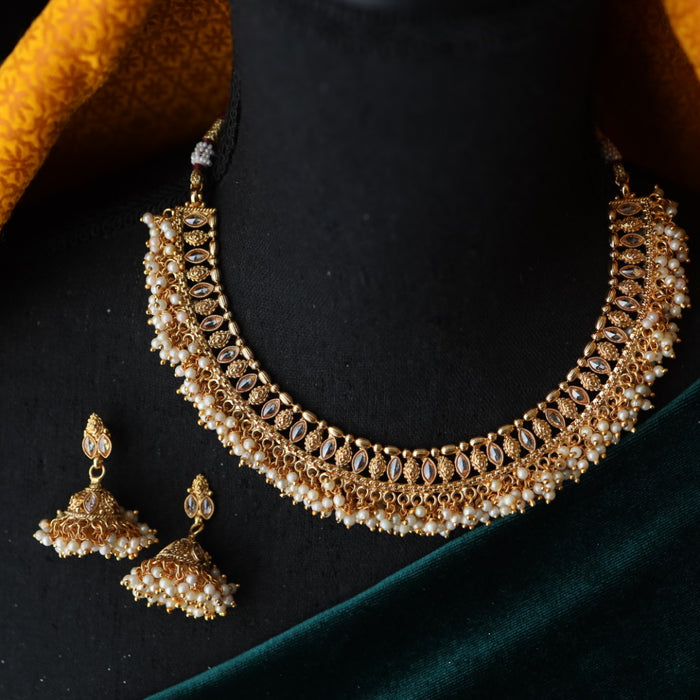 Antique gold stone short necklace with jumka 148550