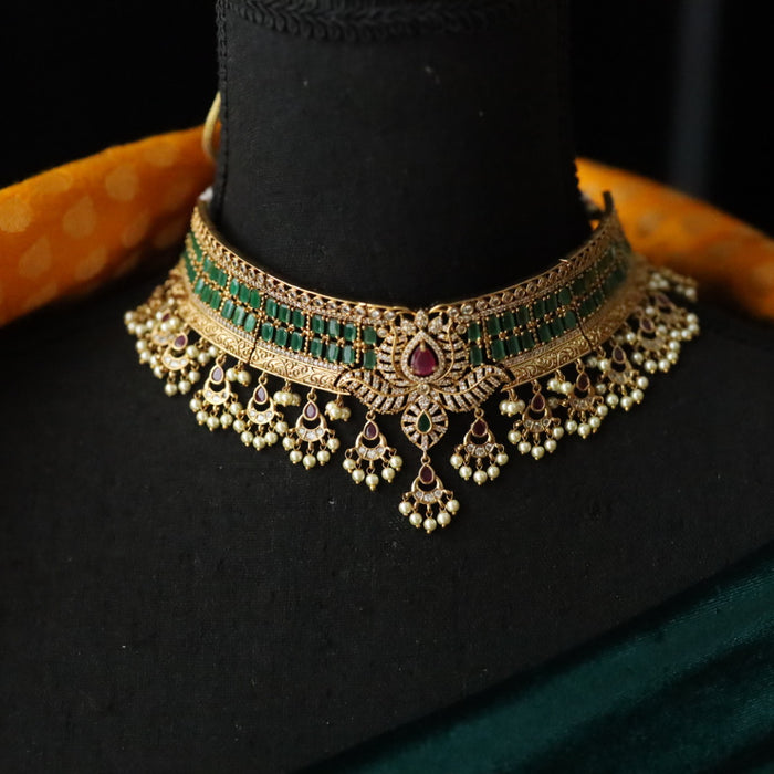 Antique green stone choker necklace with jumka earrings 14891