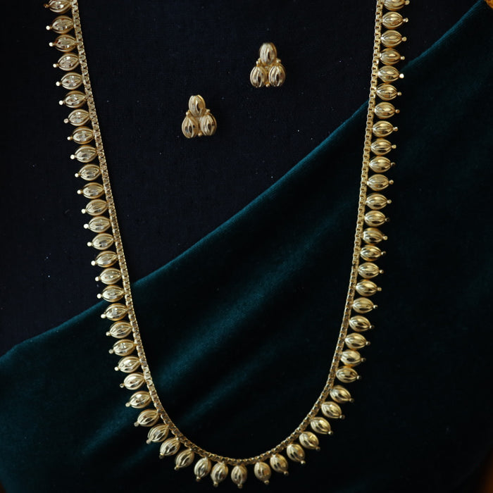 Heritage gold plated long necklace with earrings 13462