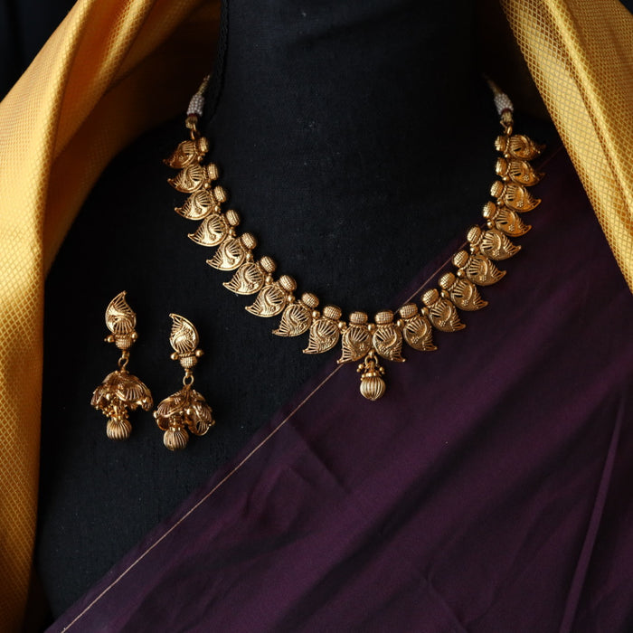 Antique gold short necklace and earrings SS11089