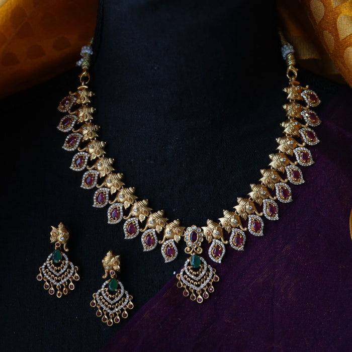 Antique short necklace with earrings TTS4046