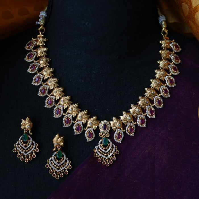 Antique short necklace with earrings TTS4046