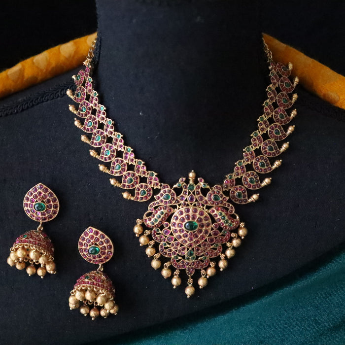 Antique short necklace and earrings 16718