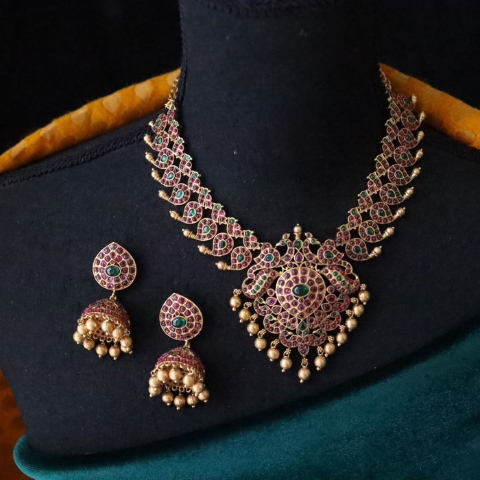 Antique short necklace and earrings 16718