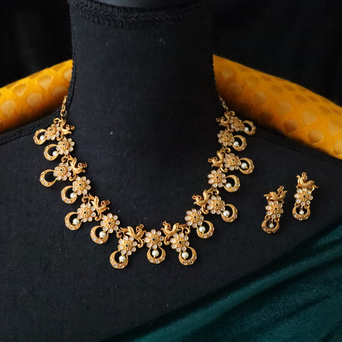 Antique short necklace and earring 15679