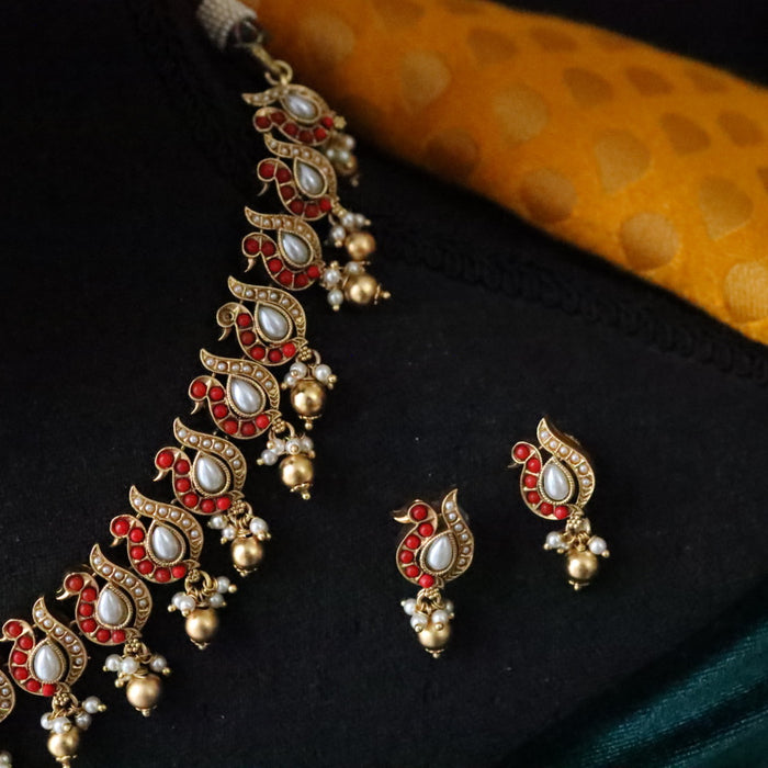 Antique ruby short necklace and earrings 15680