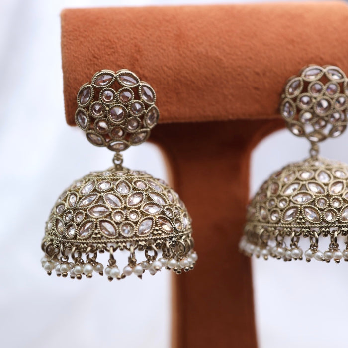 Trendy antique stone and pearls jumka earrings 23047
