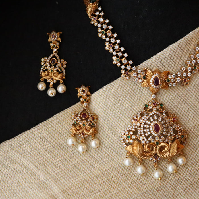 Antique short necklace with earrings