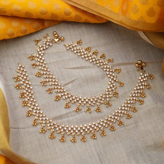 Heritage gold white stone traditional anklet HAN009