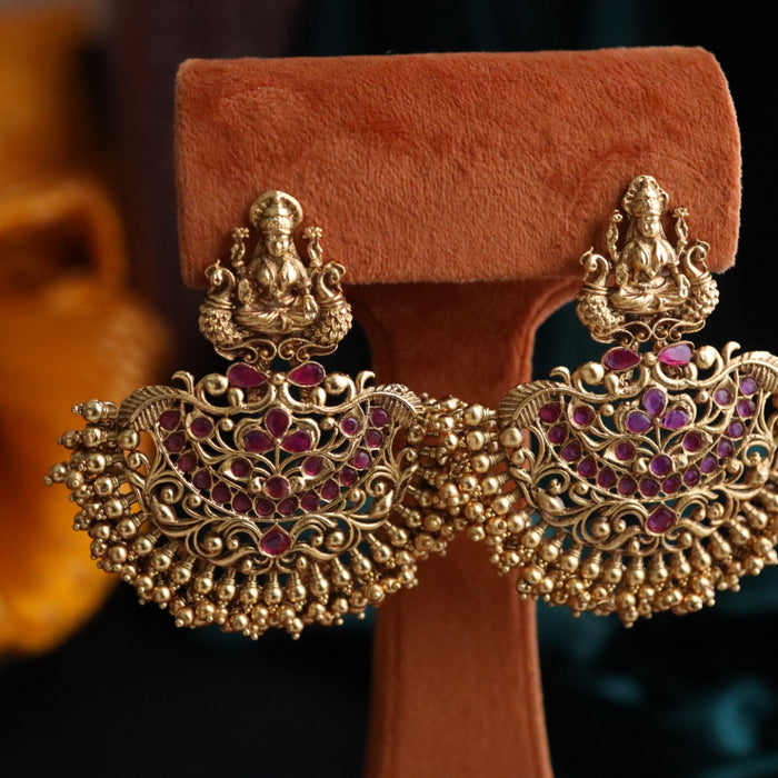 Antique flat earrings 124256