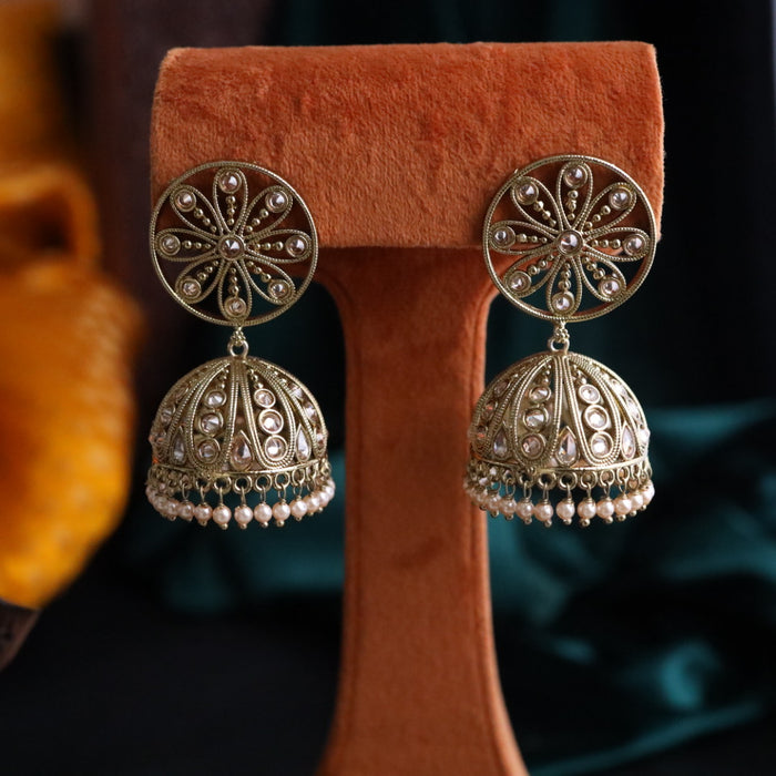 Trendy pearl jumka earrings and tikka 124448
