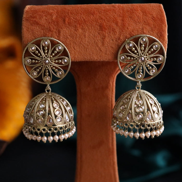 Trendy pearl jumka earrings and tikka 124448
