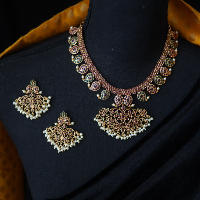 Antique short necklace and earrings 1460