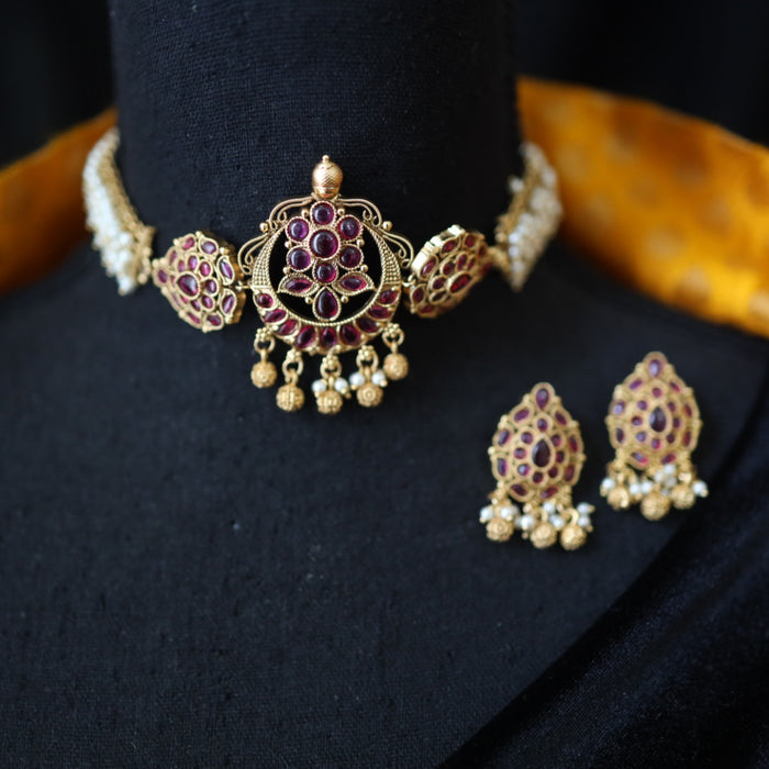 Antique choker necklace and earrings 1449