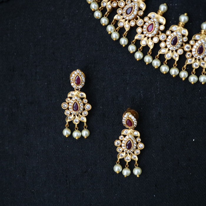 Antique short necklace and earrings 13400