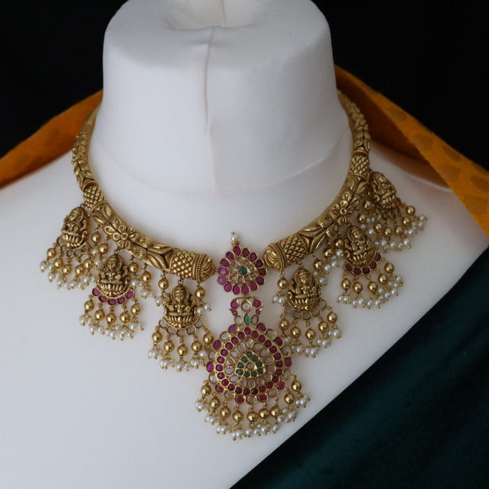 Antique short necklace with earrings 17703