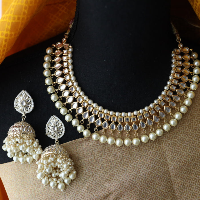 Heera white Kundan stone and pearls choker with earrings and tikka 1763335